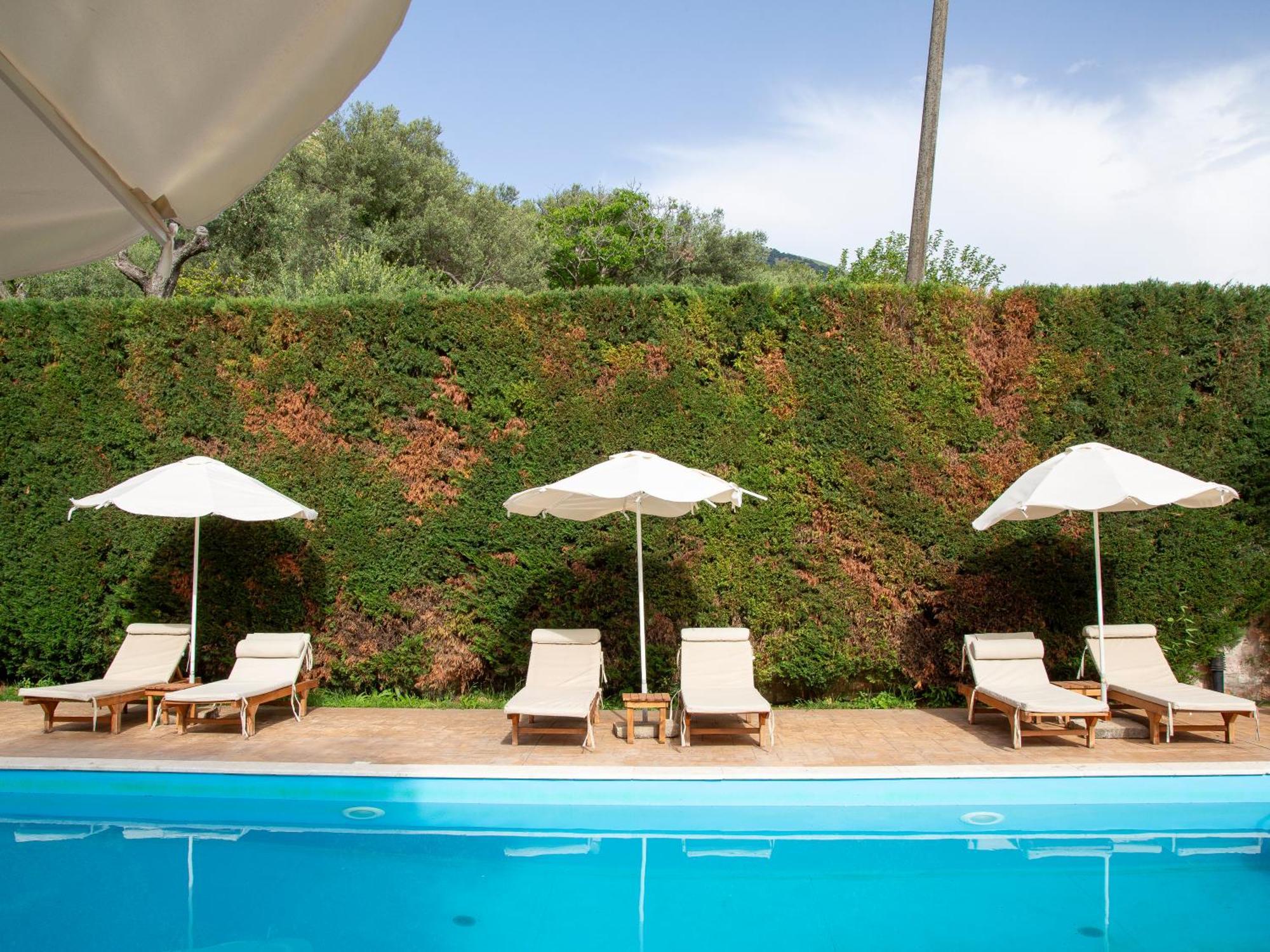 בורש Vila Florika Hotel מראה חיצוני תמונה