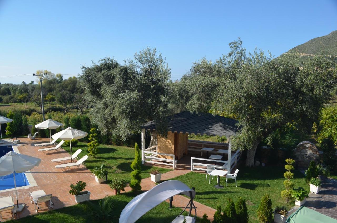 בורש Vila Florika Hotel מראה חיצוני תמונה