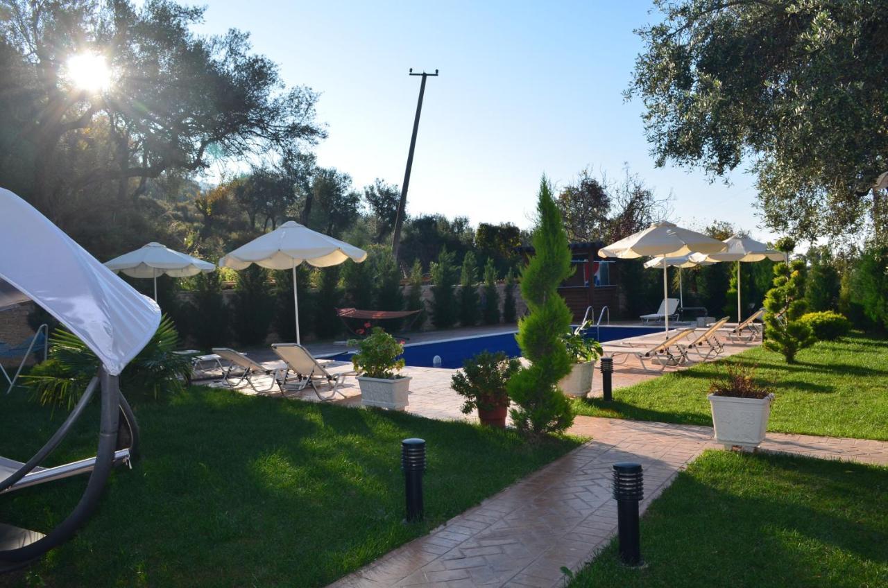 בורש Vila Florika Hotel מראה חיצוני תמונה